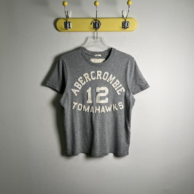아베크롬비 그레이 머슬핏 반팔 티셔츠 M