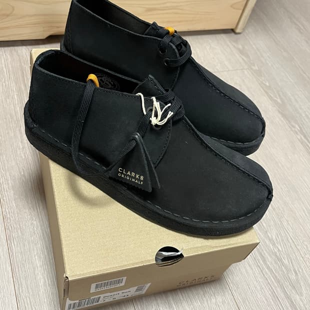 (새상품) 클락스 데저트트랙 블랙