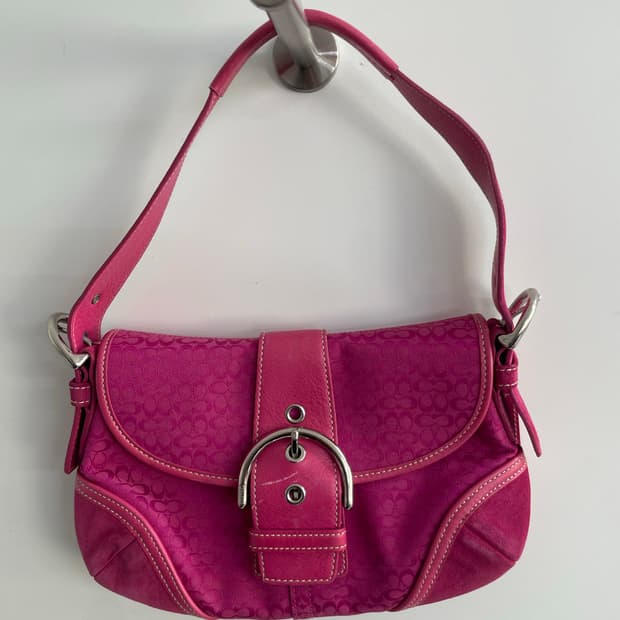 코치 핑크 소호 숄더백