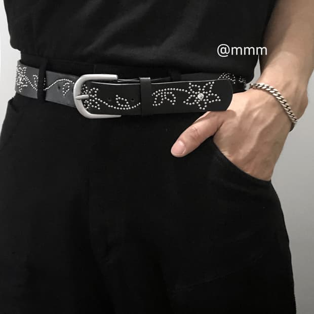 Flower stud belt