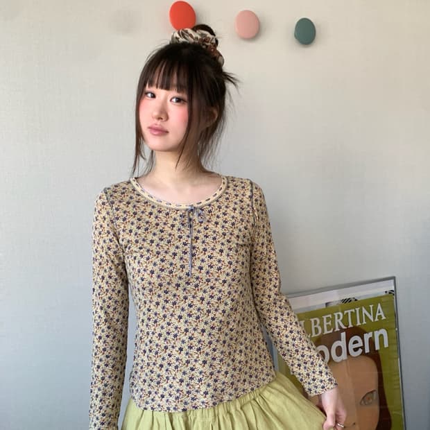 laura ashley flower top