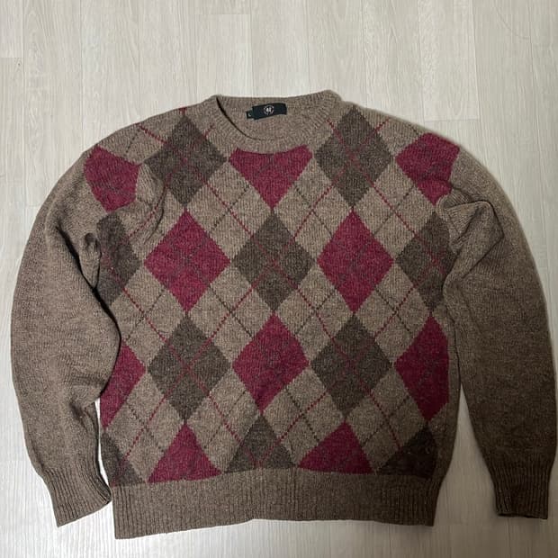 아가일 니트 브라운