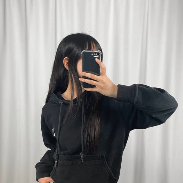 우영미 23SS 백로고 후드티