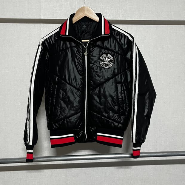 아디다스 올드스쿨 블랙 삼선 패딩 S