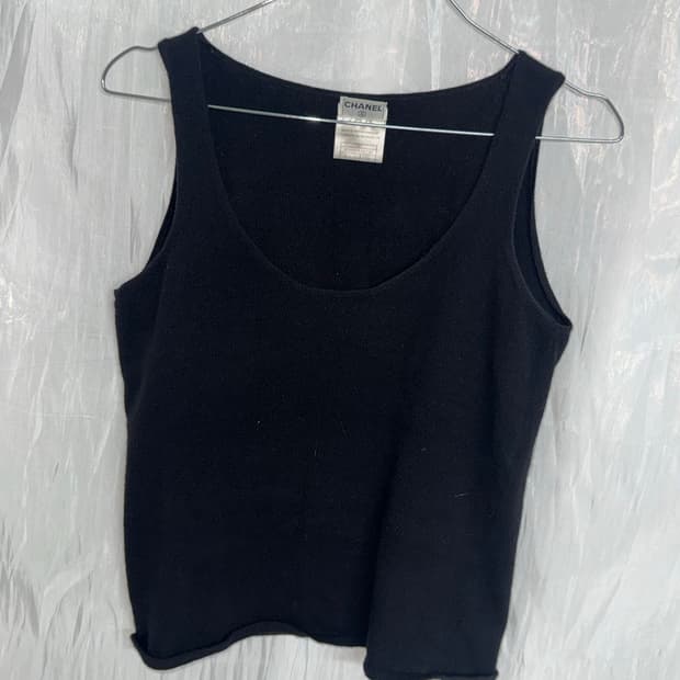 Chanel wool sleeveless knit top