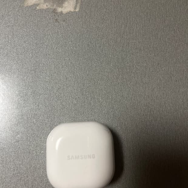 갤럭시 버즈2 화이트