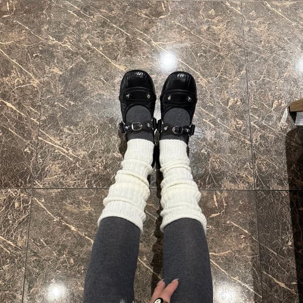 Balenciaga 발렌시아가 시티 레더 발레리나 플랫 슈즈 37