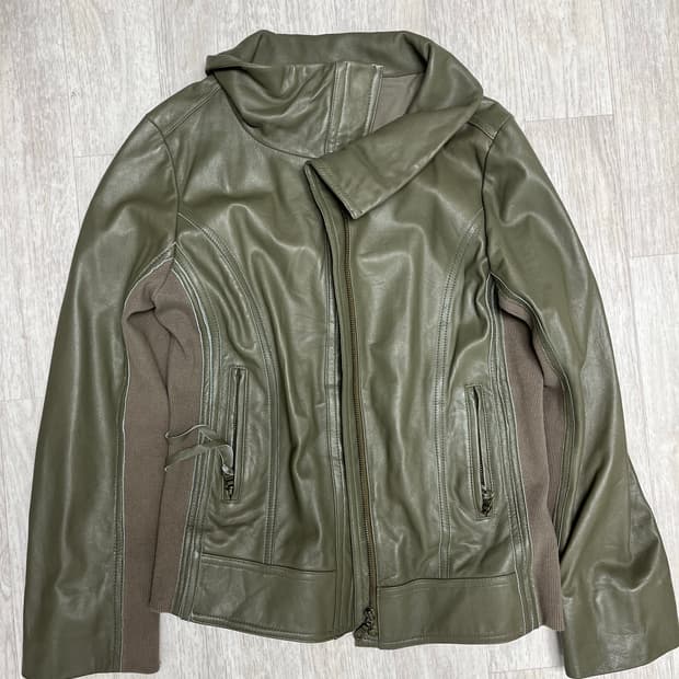 카키가죽자켓