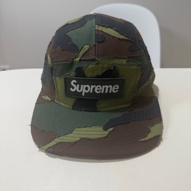 슈프림 카모 레이어드 우드랜드 캠프캡