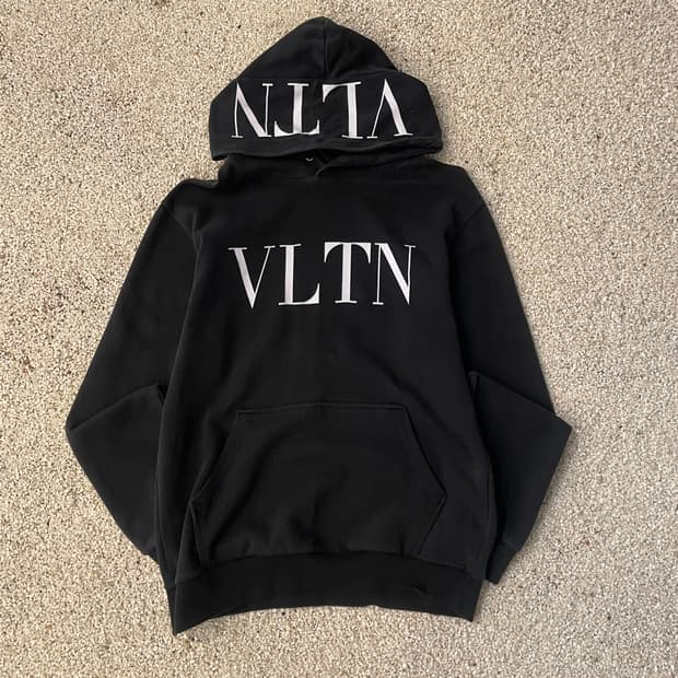 발렌티노 후드티 ⭐️987