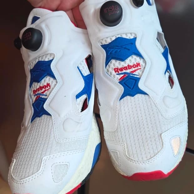 리복 건담 느낌 나는 퓨리