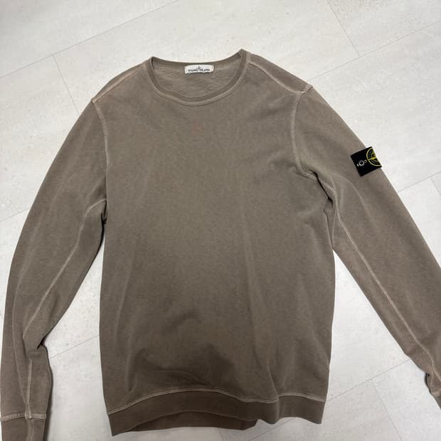 스톤아일랜드 긴팔 티셔츠 xl