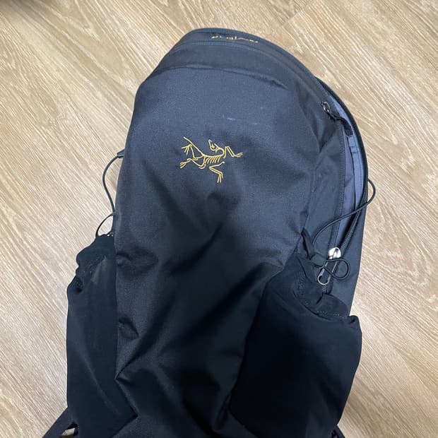 아크테릭스 맨티즈 16