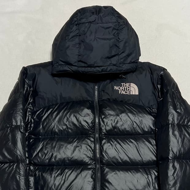 90 노스페이스 눕시 700 블랙 유광 구스다운 패딩
