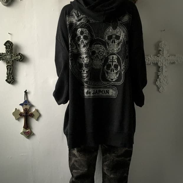 Back skull hood zip up