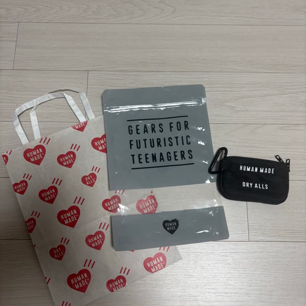 휴먼메이드 카드케이스 새상품급