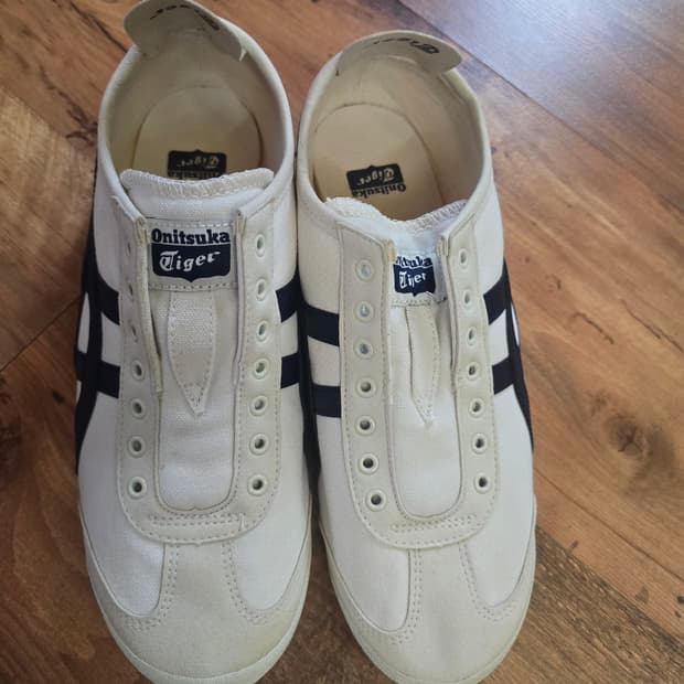오니츠카  타이거 운동화 판매합니다 