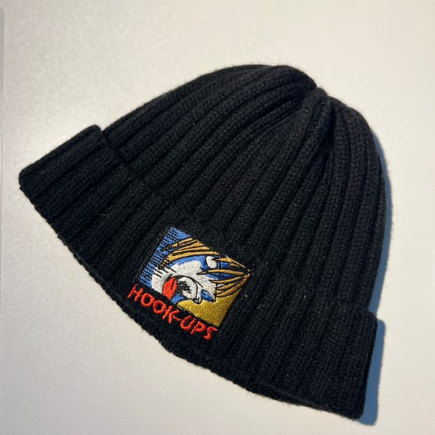빈티지 Hook-Ups 90s 애니메이션 패치 니트 비니