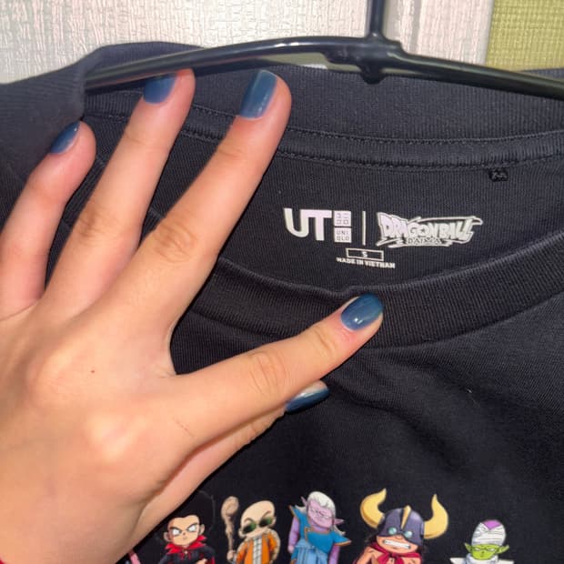 유니클로 드래곤볼 t-shirt