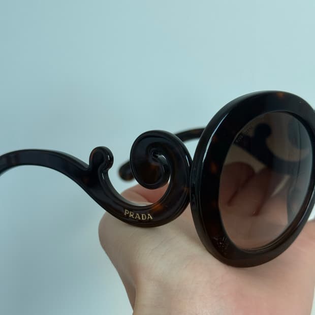 Prada 선글라스