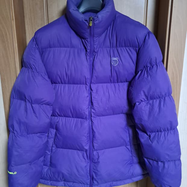 케이스위스 패딩 100