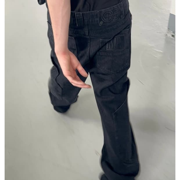 MPa CALF POCKET PANTS (BLACK)