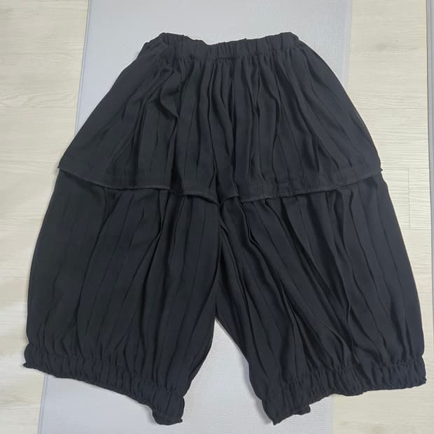 꼼데가르송 조젯 플리츠 벌룬팬츠