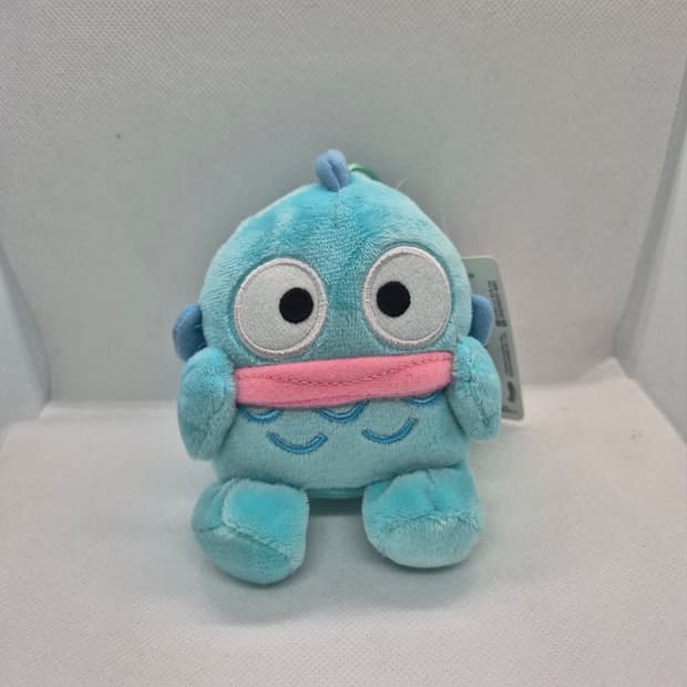 산리오 부끄러워 하는 한교동 키링