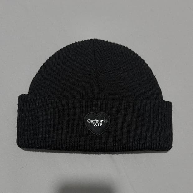 칼하트 wip 하트 숏비니 블랙