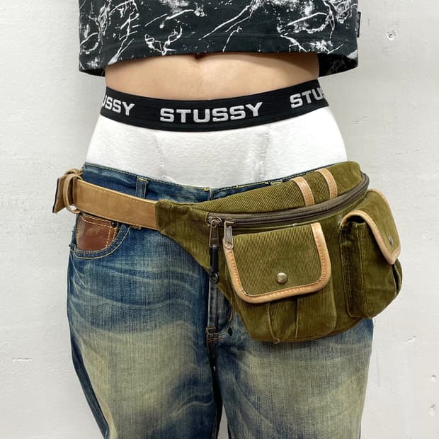  Khaki two-pocket back belt 