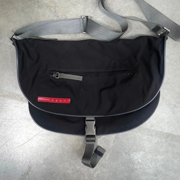 1999‘s Prada sport Archive Cross bag