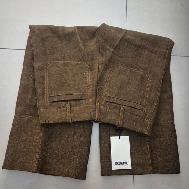 새상품)자크뮈스 린넨 8부 바지