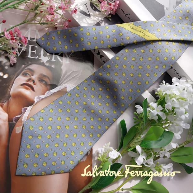 살바토레 페라가모 블루 토끼 모티브 넥타이 9.5cm B등급 K2386
