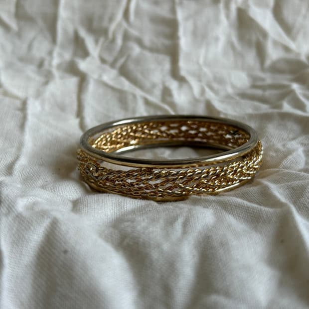 트위스트라인 뱅글