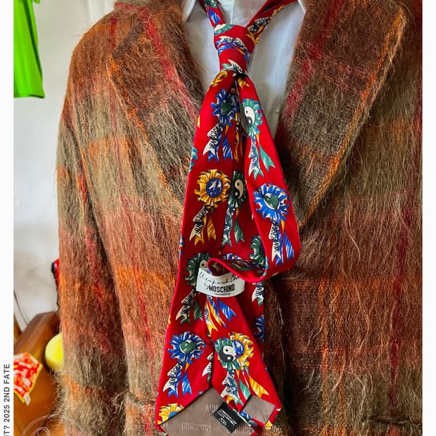 90-00s Cheap and Chic by MOSCHINO Tie