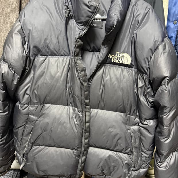 노스페이스 눕시 패딩 팝니다