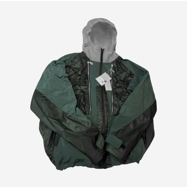 언더마이카 비나두 가슈테인