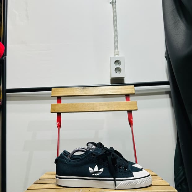 250) 아디다스 운동화 남녀공용 신발 니짜 트레포일 블랙