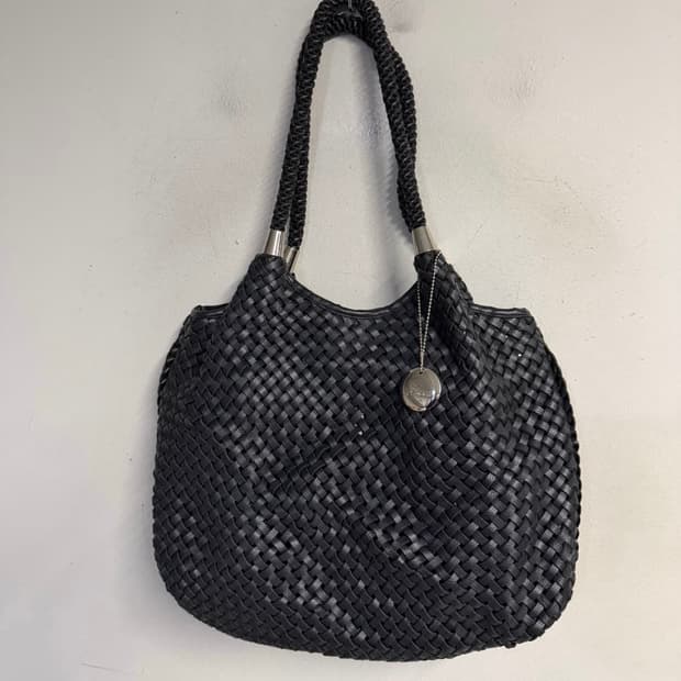 요지 야마모토 yohji yamamoto 레더백 구해요