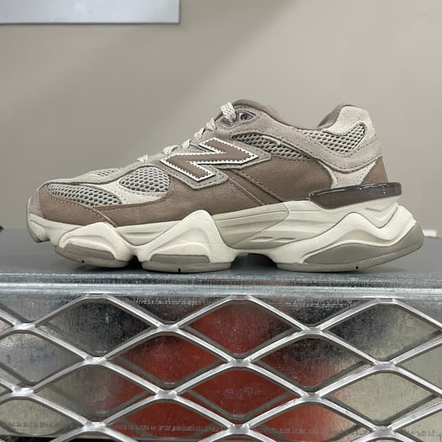 뉴발란스 9060 머쉬룸 애리드 스톤 220