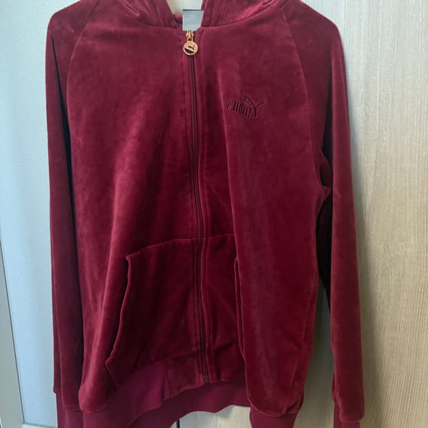 푸마 버건디 벨벳 후드집업