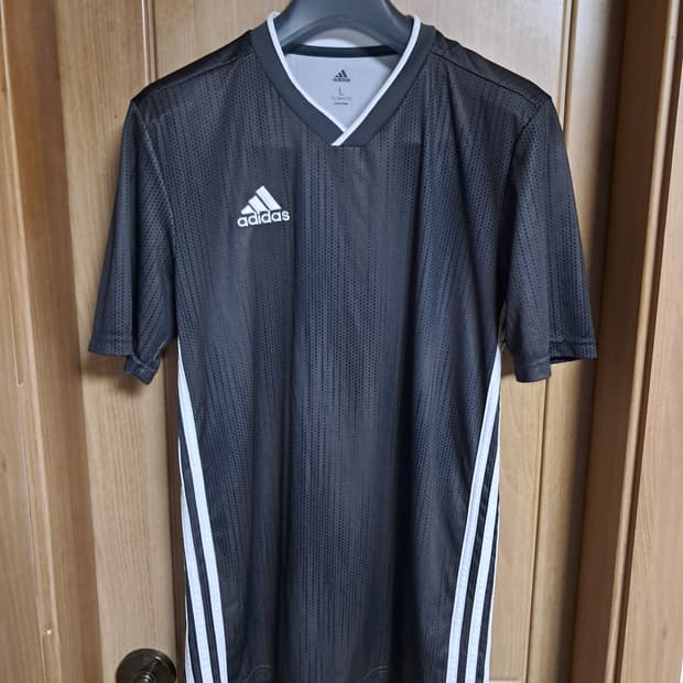 아디다스 여성 반팔티 L