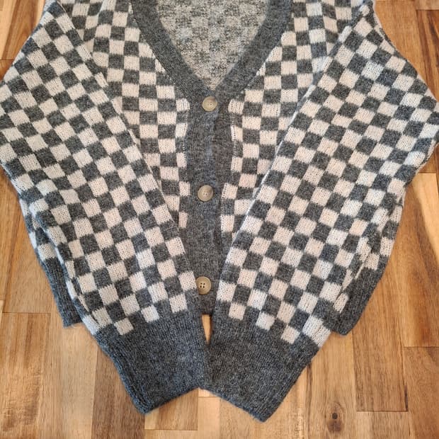 (마지막특가) 바인드 체커보드 니트 가디건