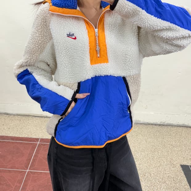 나이키 뽀글이 쉐르파 아노락M