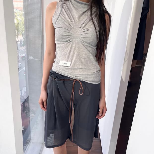ulika sanctus 슬리브리스 그레이