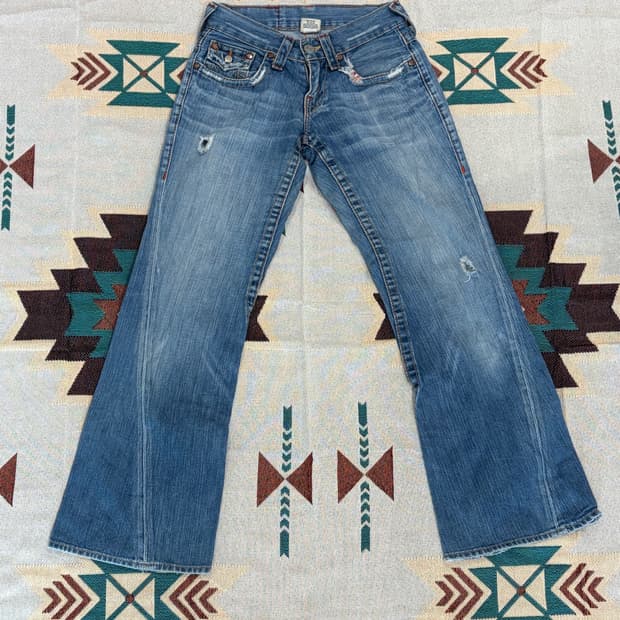 트루릴리전 #803 플레어 부츠컷 연청 데님 팬츠