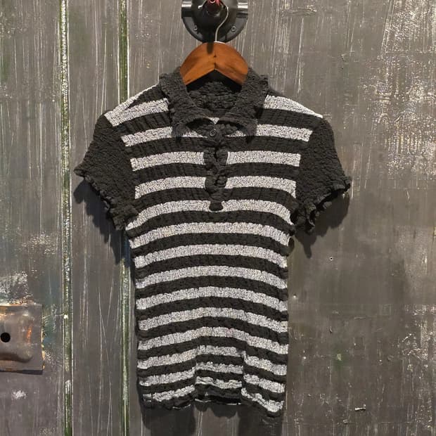 ISSEY MIYAKE me 스트라이프 플리츠 탑