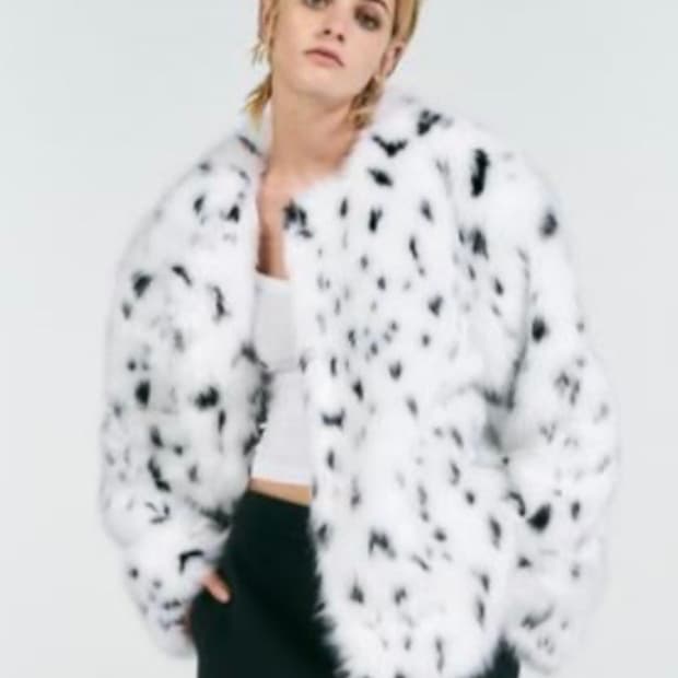 자라 애니멀 프린트 퍼자켓