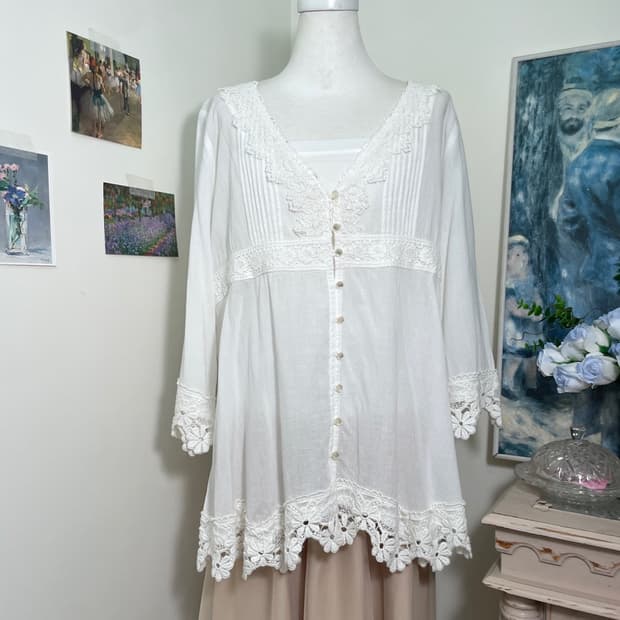 white lace trim mori cotton blouse