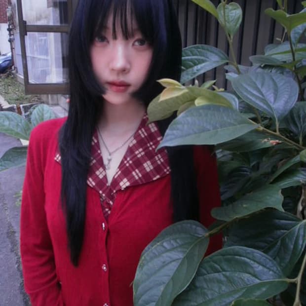 Flower Button Cardigan(Red)